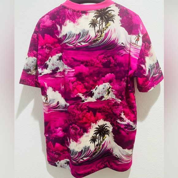 NWTS Louis Vuitton *SOLD OUT* Island Surf T-Shirt - Picture 3 of 14